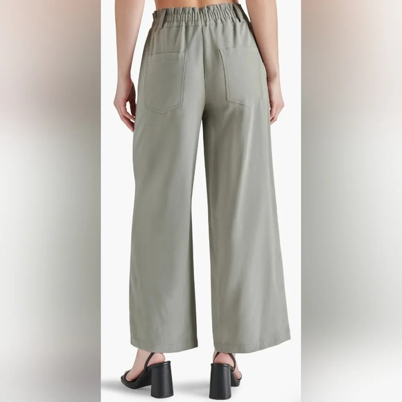 Steve Madden Paperbag Waist Wide Leg Utility Pants - Picture 2 of 9
